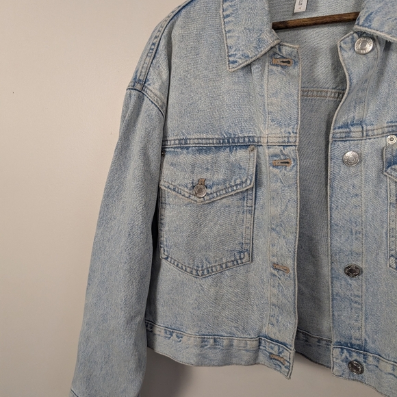 ZARA Light Wash Cotton Boxy Oversized Button Down  Denim Jean Jacket - Picture 3 of 9